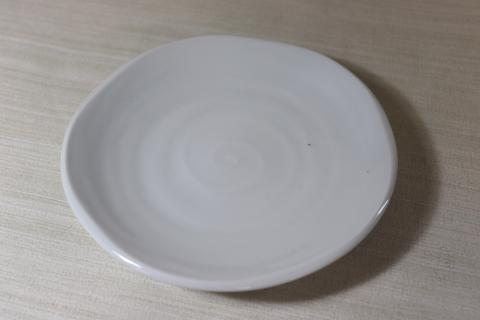 【送料無料】【規格外品】NARUTO ホワイト16cm皿