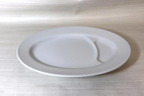 【送料無料】【規格外品】ホワイト26cm仕切りギョーザ皿